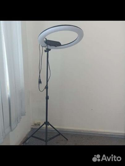 Кольцевая лампа