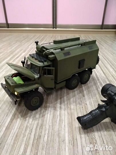 Радиоуправляемая машина Урал