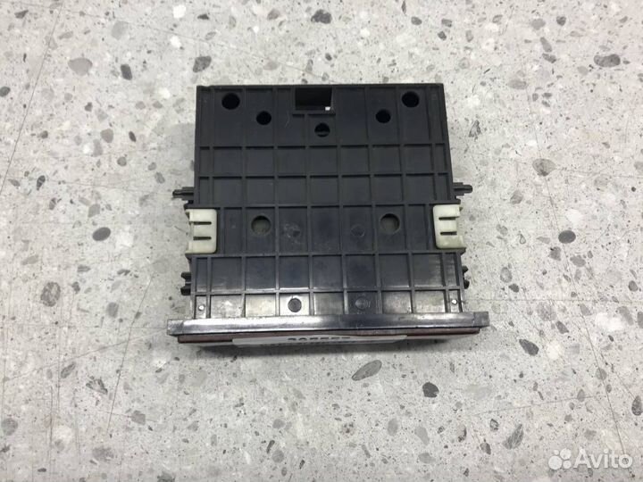 Ящик передней консоли Nissan Cefiro A32 94-99