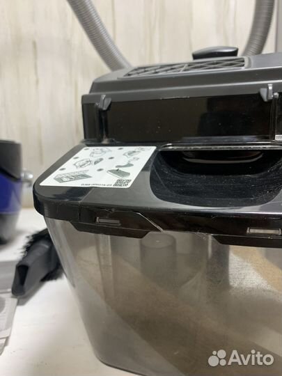 Пылесос Samsung VCC8836V36