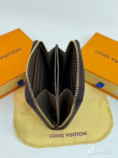 Кошелек Louis Vuitton