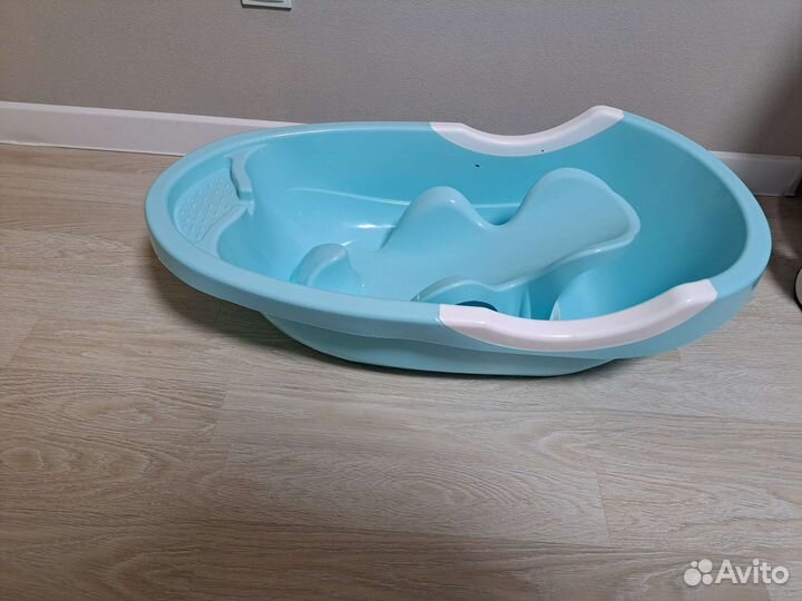 Ванночка для купания новорожденного