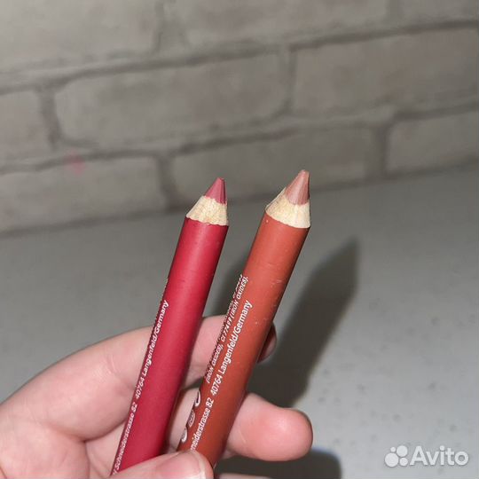 Карандаш для губ