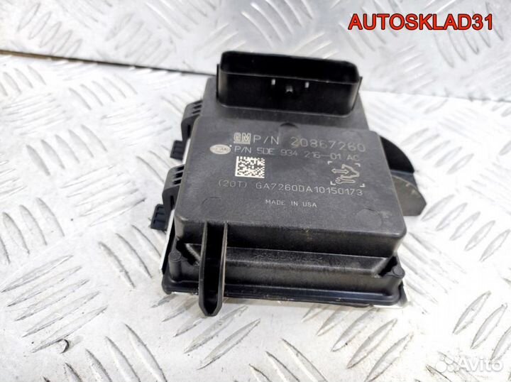 Блок управления бензонасосом Opel Astra J 20867260
