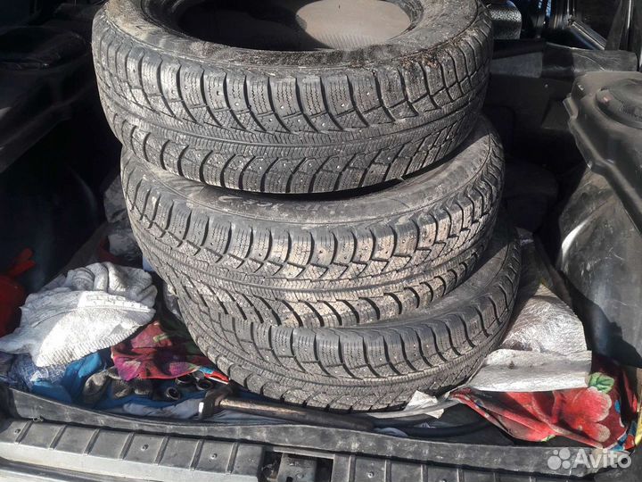 Matador MP 30 Sibir Ice 2 205/70 R16