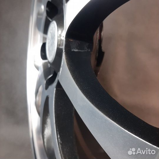 Литые диски R17 5x114.3 Stranger арт.25-38