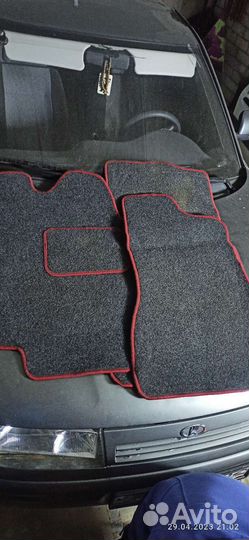 Автомобильные коврики класика
