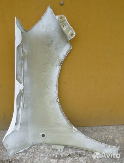 Шкода Фабиа крыло переднее левое