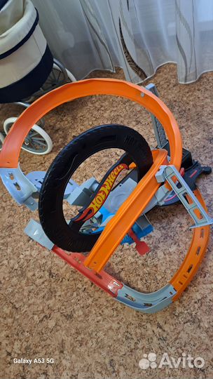 Игрушка. Трек HotWheels