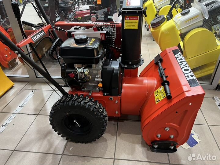 Снегоуборщик Honda HSS