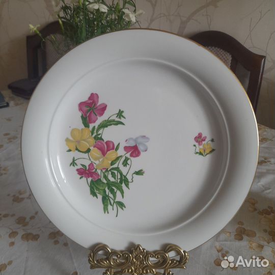 Набор винтажных тарелок 