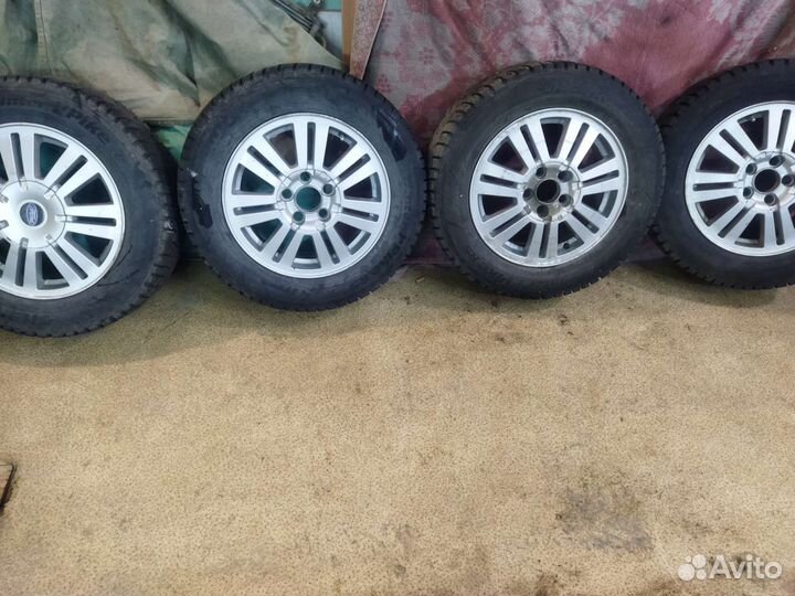 R15 Hankook Winter I'Pike RS W419 195/65, PCD 5x108 DIA 63.4