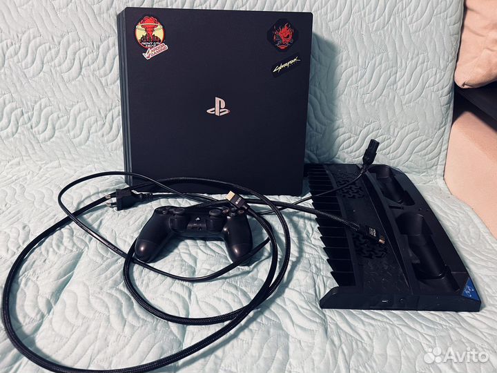 Игровая приставка ps4 pro 1tb