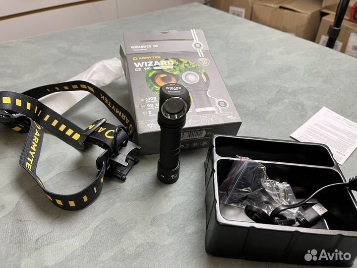 Налобный фонарь Armytek Wizard C2 WG
