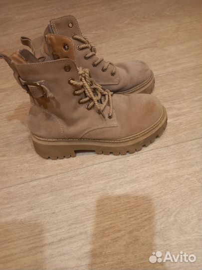 Ботинки женские