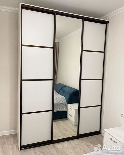 Шкаф-купе в стиле IKEA