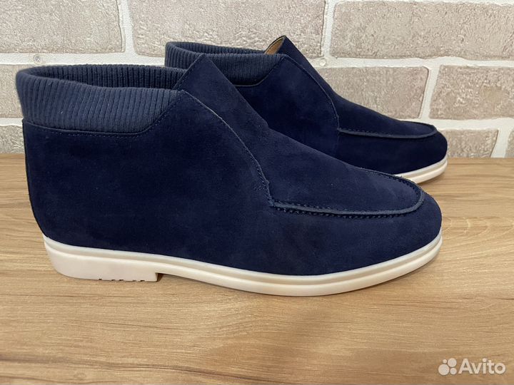 Ботинки новые 43 разм Италия натур замша