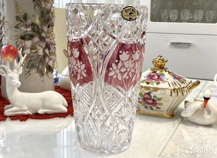 Ваза Богемия Чехословакия 22 см. Шкатулка