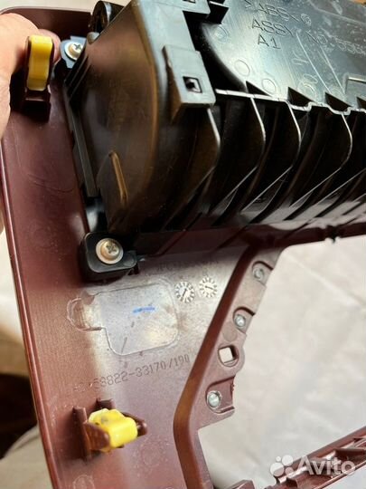 Накладка центральной консоли Toyota Camry V50