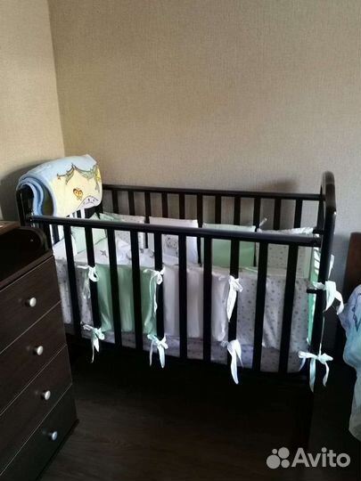 Детская кроватка