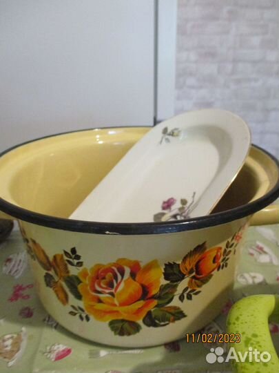 Посуда кастрюли бу