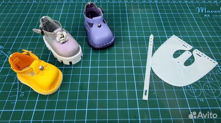 Для кукольной обуви Paola Reina