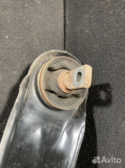 Рычаг задний правый mitsubishi lancer x