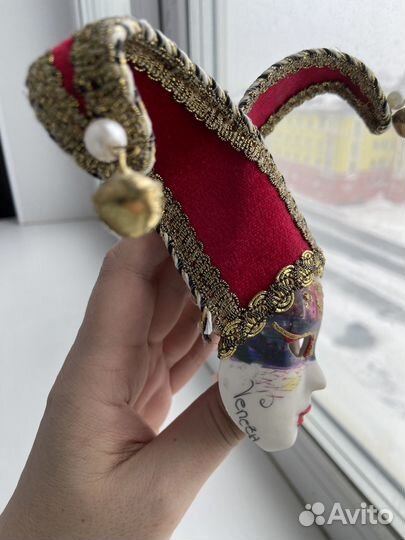 Венецианская маска настоящая