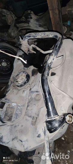 Бак топливный Nissan p11