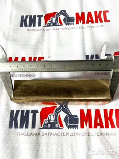 Медный желоб(ползун) 382300415 для грейдера xcmg G