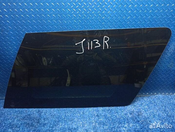 Стекло кузова правое Cadillac Escalade 3