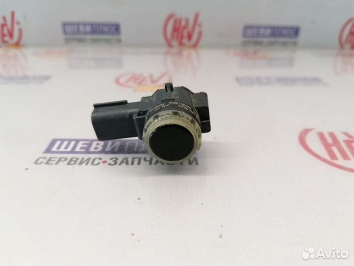 Датчик парктроника Cadillac Escalade