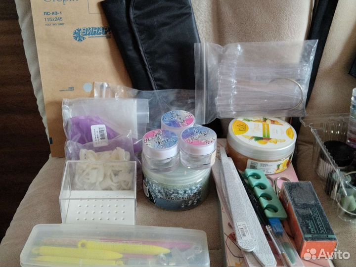 Продам все для маникюра