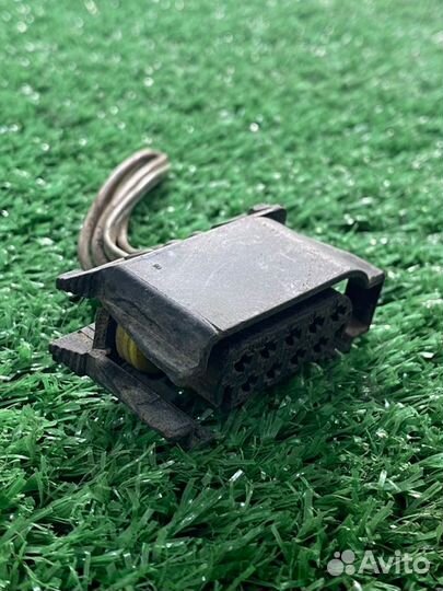 Фишка разъем Mercedes-Benz S-Class W221 273.968