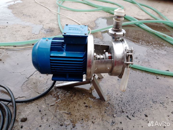 Самовсасывающий насос