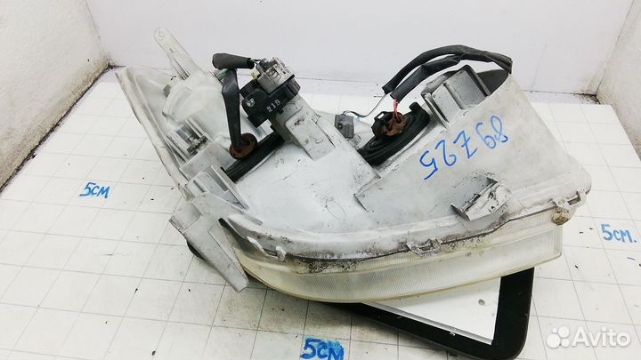 Фара 8117013260 Toyota Corolla Verso (2001-2009)