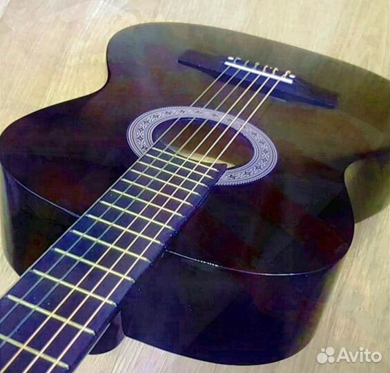 Гитара новая