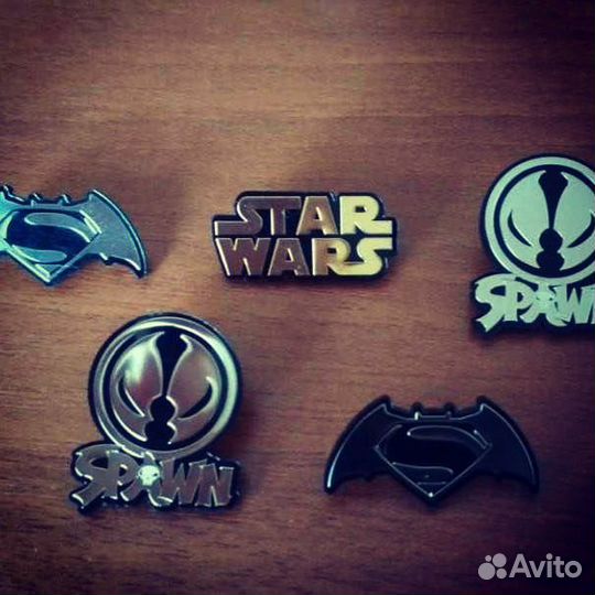 Значки, пины, никелевые наклейки