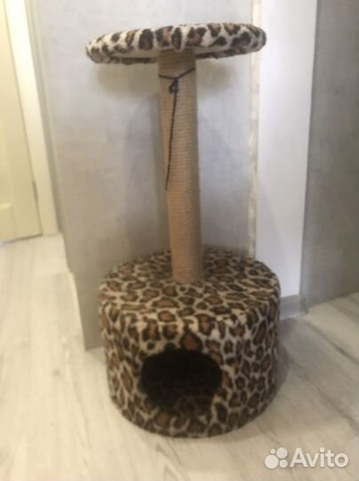 Домик для кошки с когтеточкой