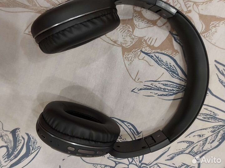 Беспроводные наушники