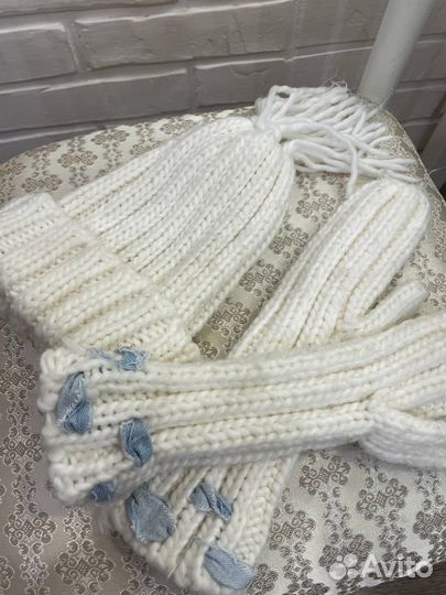 Шапка и варежки набор