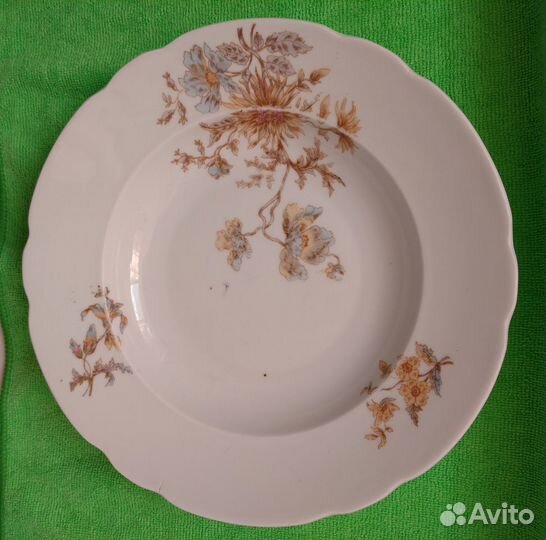 Фарфоровая тарелка -кузнецова- царизм