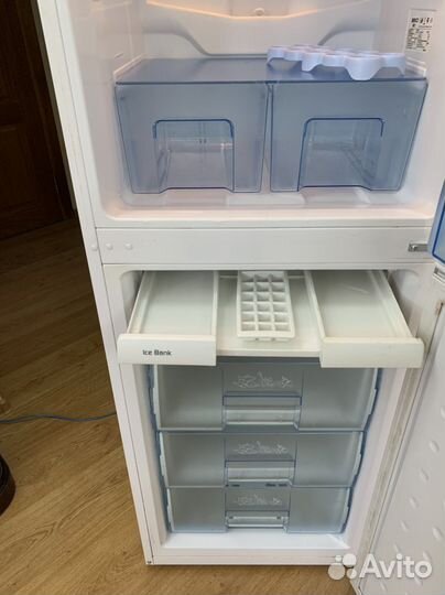 Холодильник-морозильник Beko 201х60х55