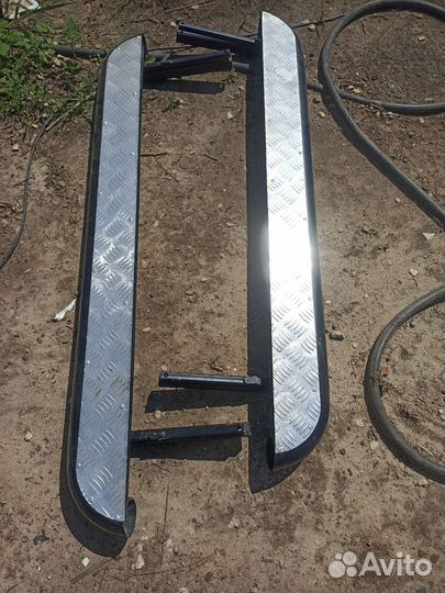 Подножки для Нивы