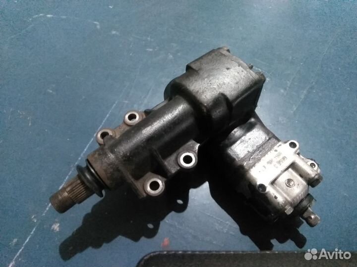 Редуктор рулевой. Ниссан Террано 2