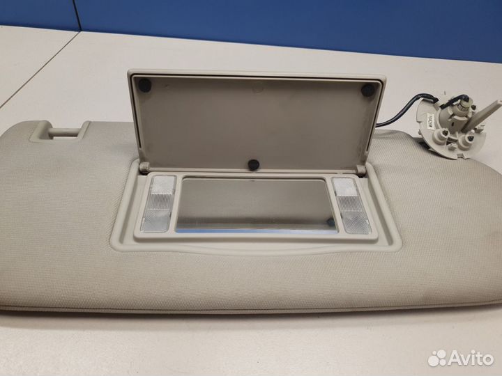 Солнцезащитный козырек правый Jeep Grand Cherokee