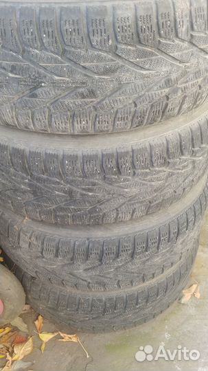 Nokian Tyres Hakkapeliitta R2 SUV 215/65 R16