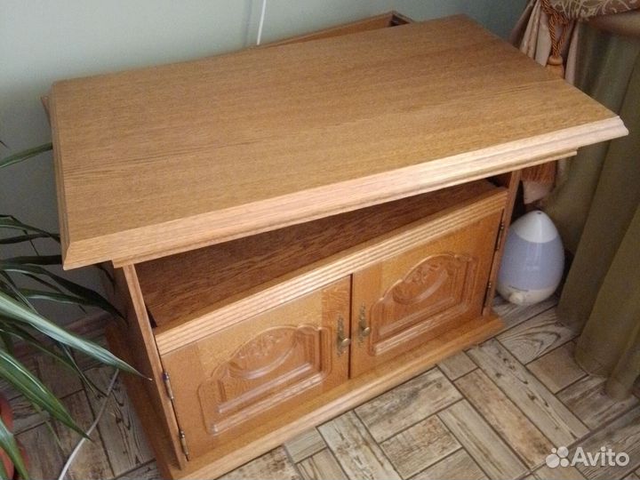 Тумба под телевизор, массив дуба Беларусь