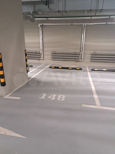 Машиноместо, 14 м²