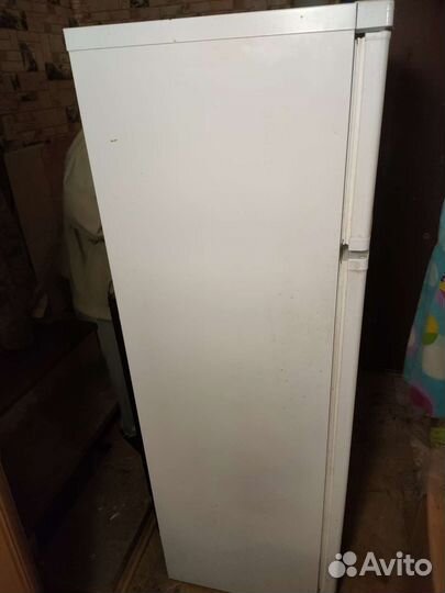 Холодильник Indesit ST167
